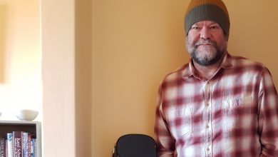 Photo of Andries Bezuidenhout releases his third solo album ‘Onplaats’