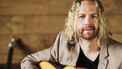 Photo of Au revoir to The Smiths – Celebrated local guitarist Nathan Smith is relocating to the UK!