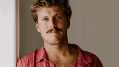 Photo of Australia’s Ziggy Alberts releases the Acoustic Video for new single ‘Tattoos’