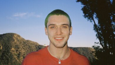 Photo of Lauv Releases New Music Video For the Introspective ’26’ single