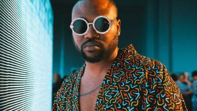 Photo of Sizwe Alakine Pens a Deal with Warner Music South Africa