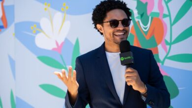 Photo of Spotify Announces New Original Podcast with South African Comedian Trevor Noah
