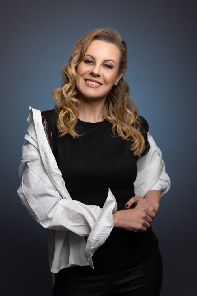 Kerry B Releases Her Official Music Video