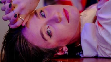 Photo of Carla Strauss Sings About Self-Acceptance