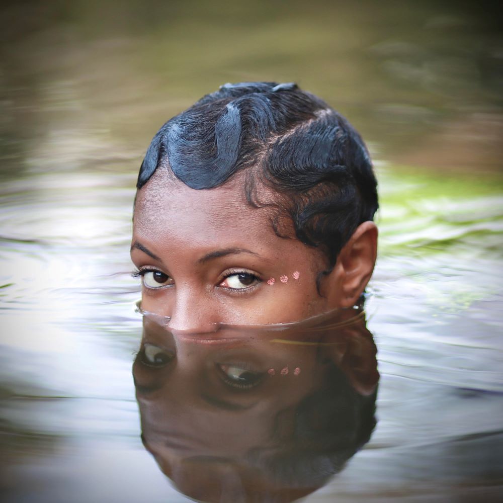 Amancia Debuts With ‘Breathing In Water’