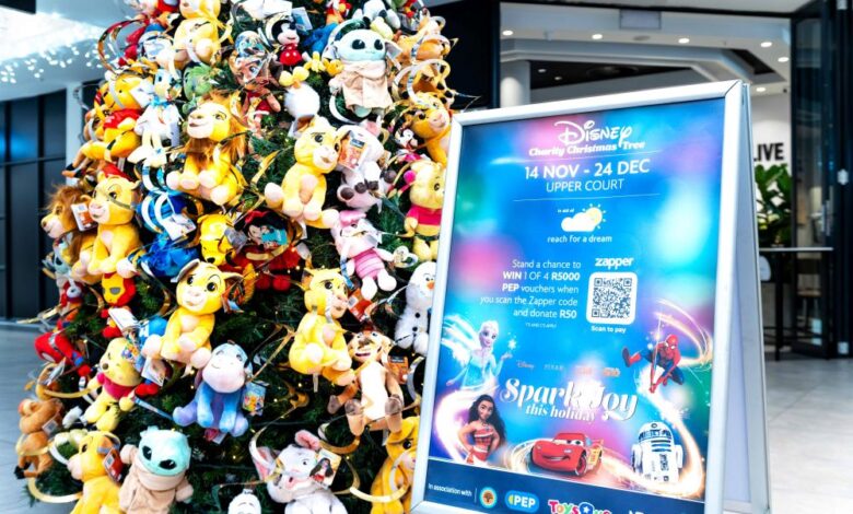 East London unwraps a Holly Jolly Christmas