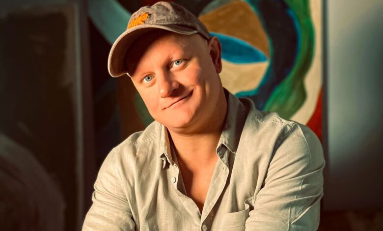 Review of 'Smile' from Basson Laas