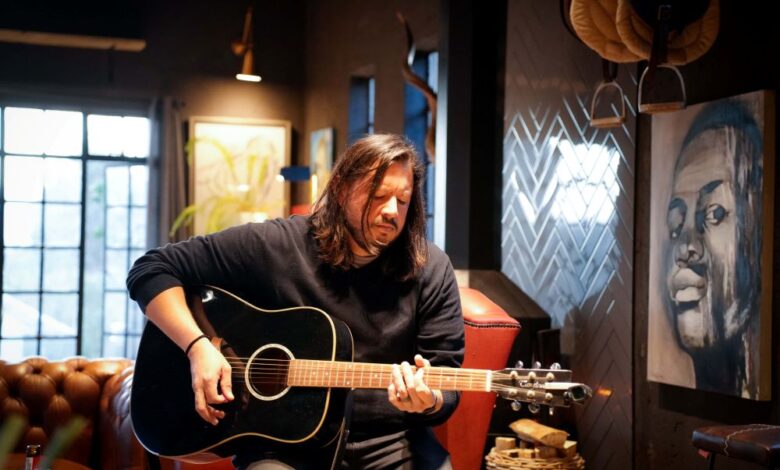 Review of ‘Walked On By’ From Mark Haze