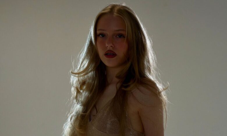 Giselle Niemand Unveils 'Fake Love'